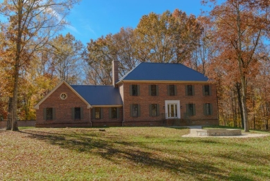 Giant Brick Home in Wartrace TN | Craig & Wheeler Real Estate Photography