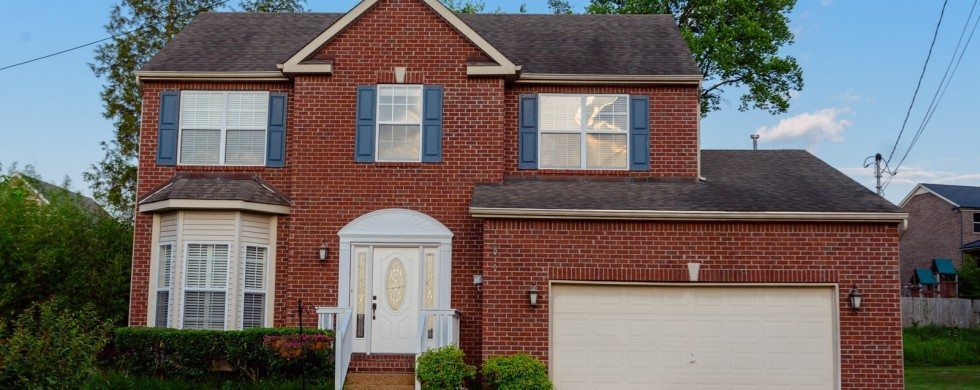 mt juliet tn home for sale in cul de sac lot 2 story private porch