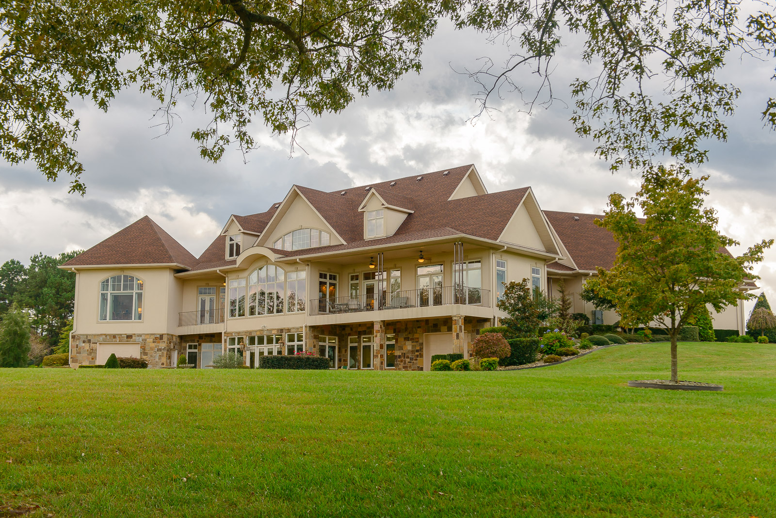 Tullahoma Real Estate Photography & Video Tour Walkthrough