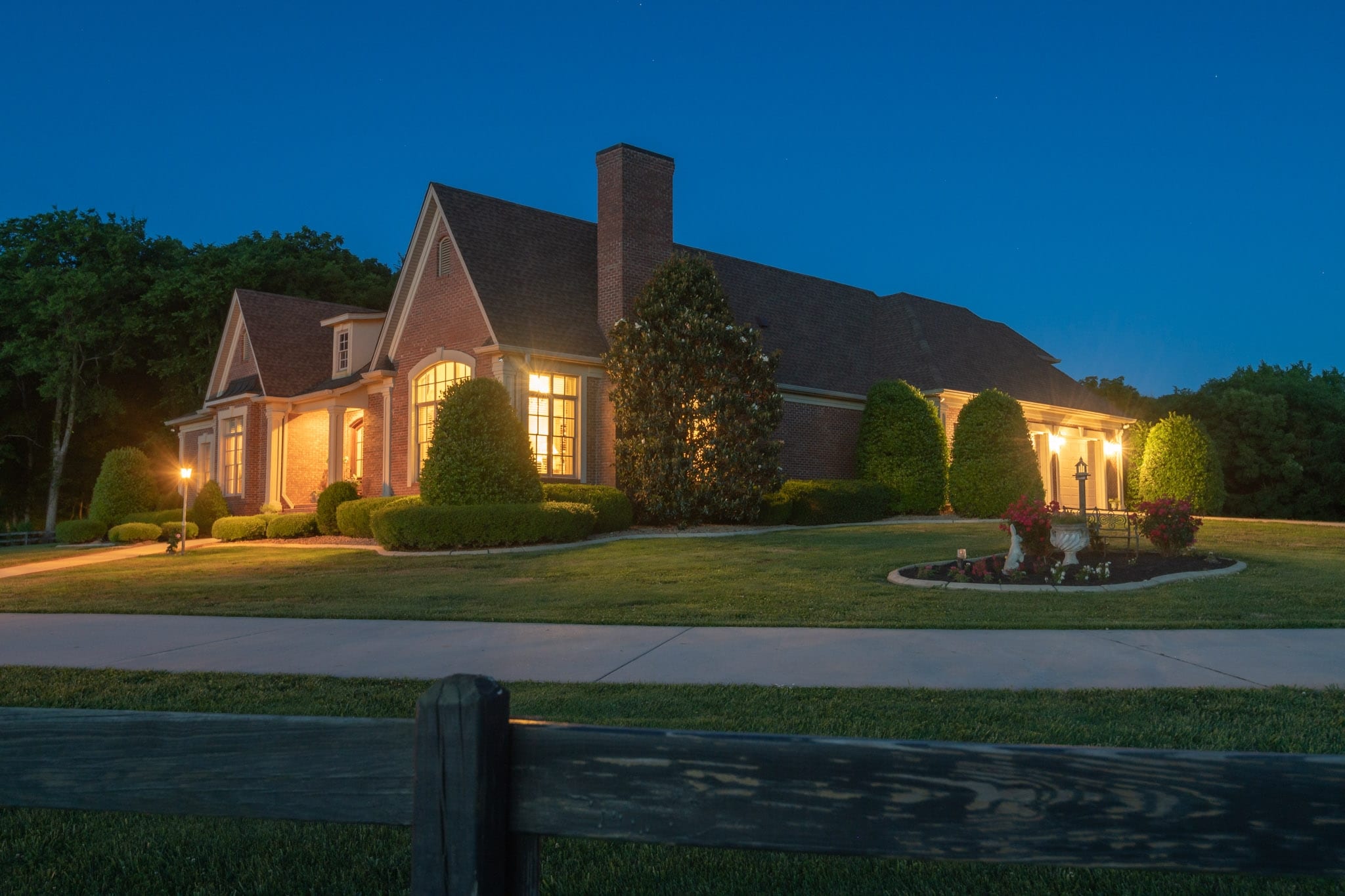 Brenda Mansfield Presents 378 Normandy Rd, Normandy TN