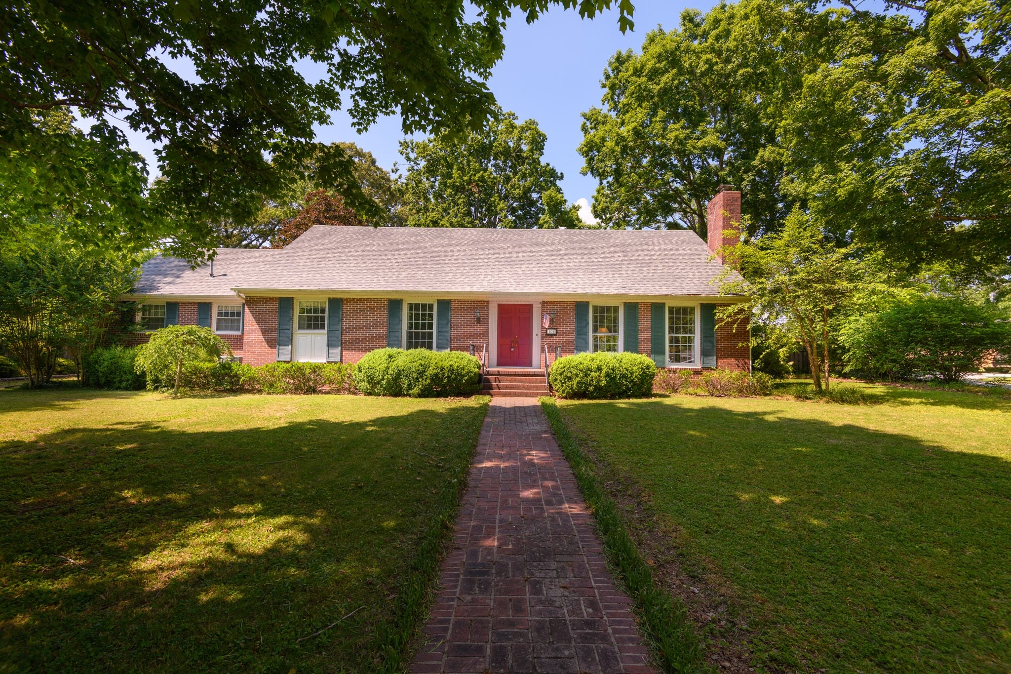 Jenny Orr & Weichert Realtors | 106 Red Bud Ln, Tullahoma TN Real Estate