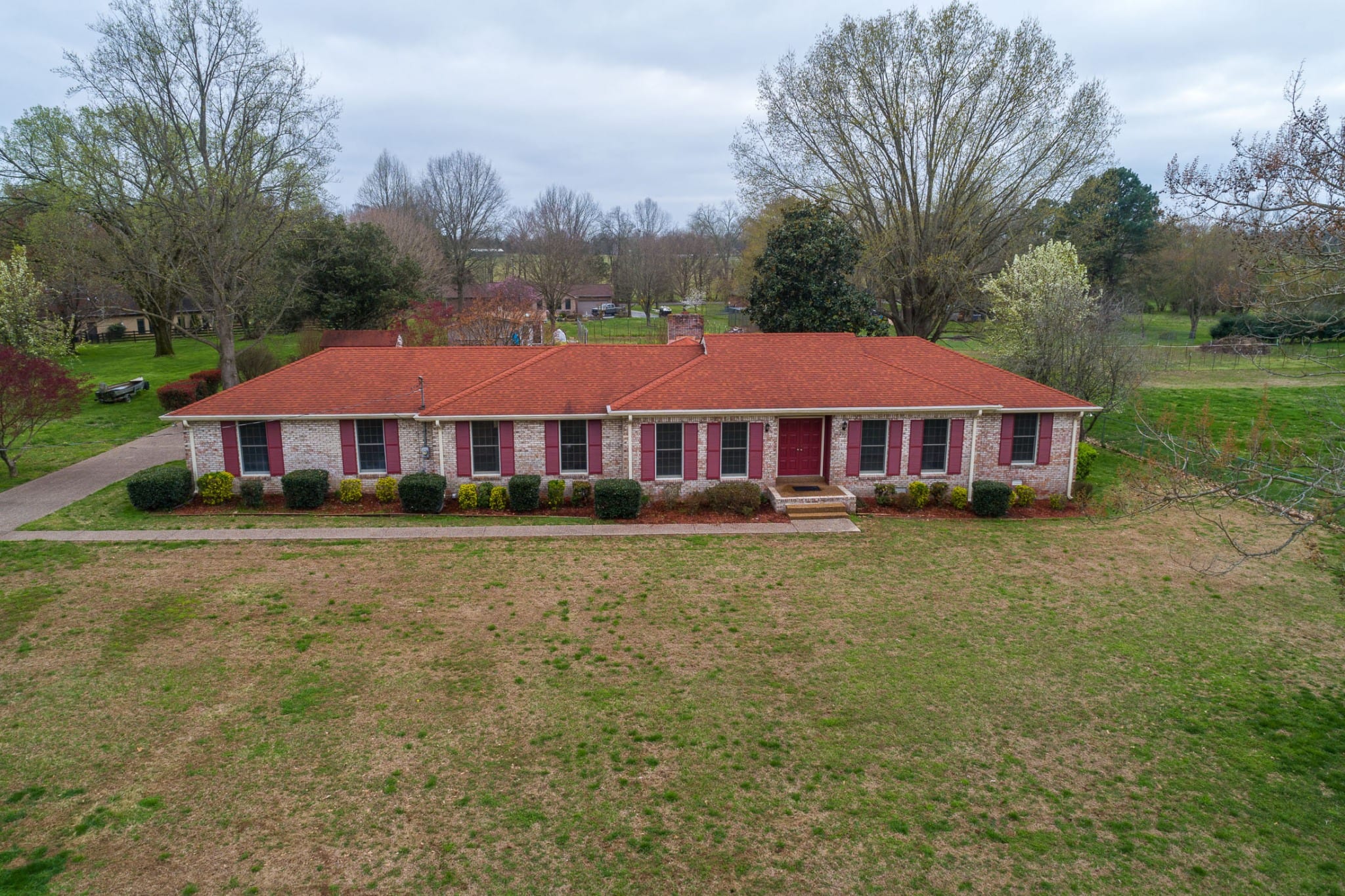 Gallatin TN Real Estate Tour | 1012 Lochland Drive