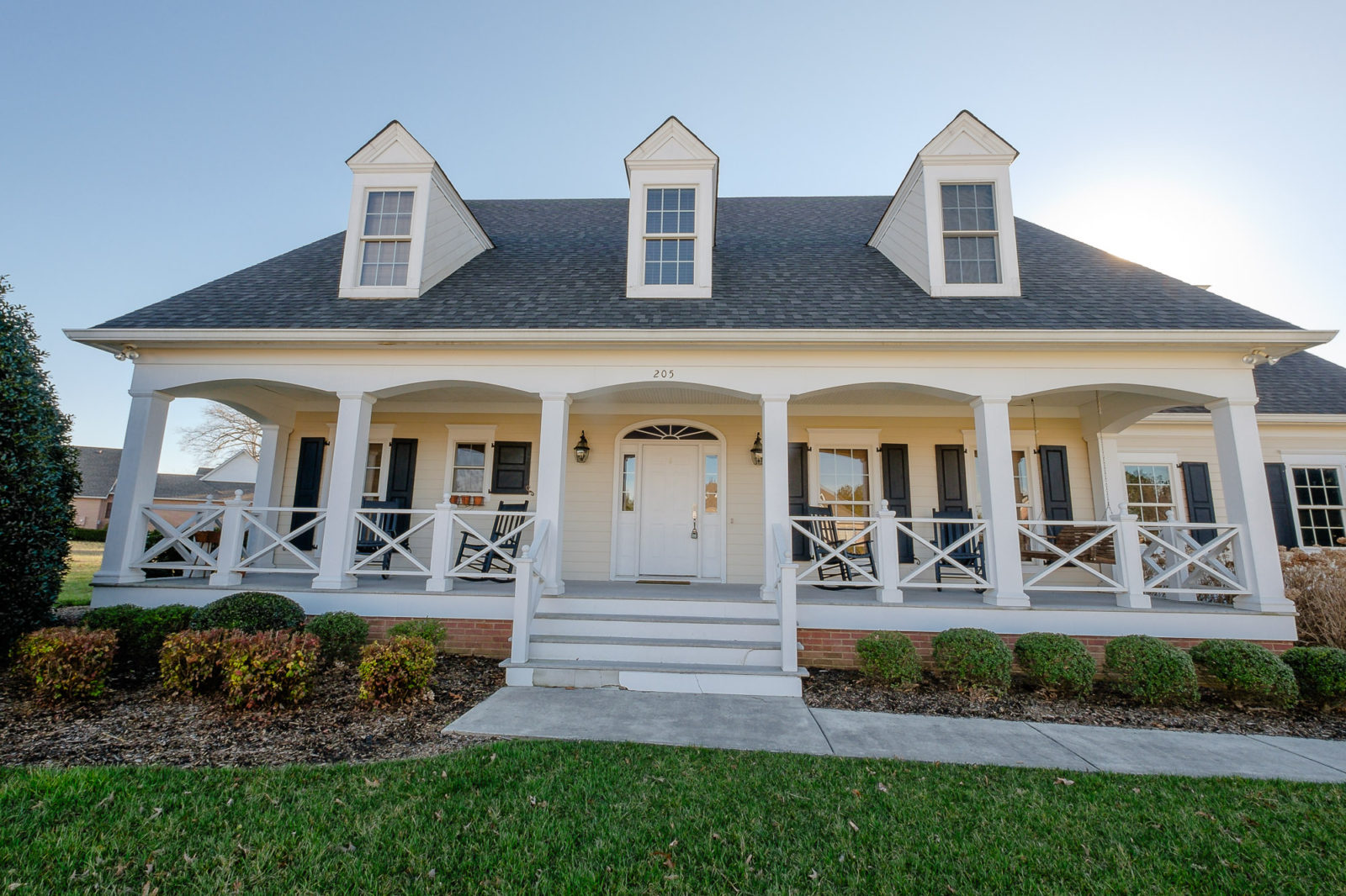 Tullahoma Real Estate Photos | 205 LINKSIDE DRIVE