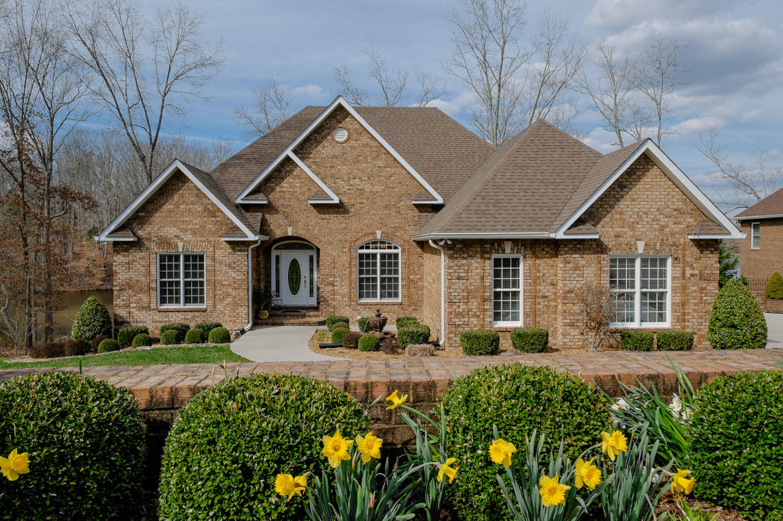 Tullahoma Real Estate Tour | 308 Setters Ln W
