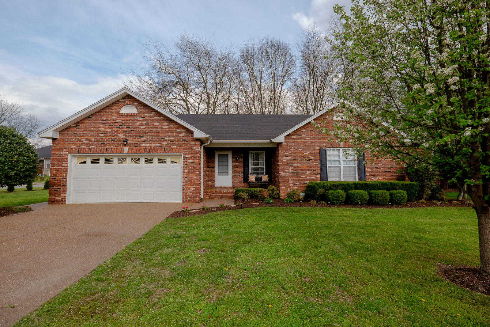 Gallatin TN Real Estate | Zach Phillips & Village Real Estate Svcs