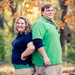 Couple pose outside in Murfreesboro Tennessee