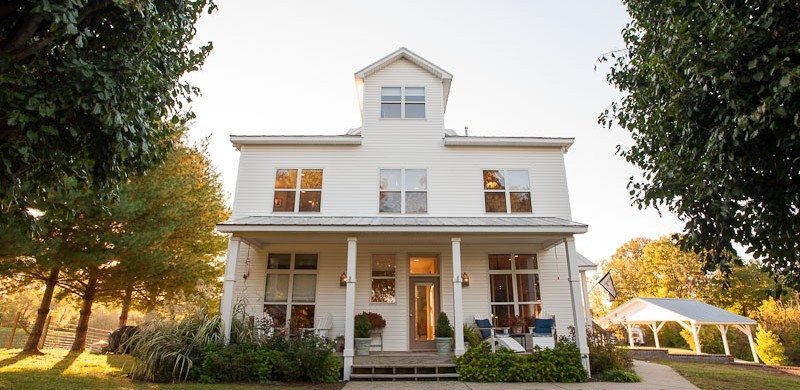 Professional Photo of Farm-style house for sale